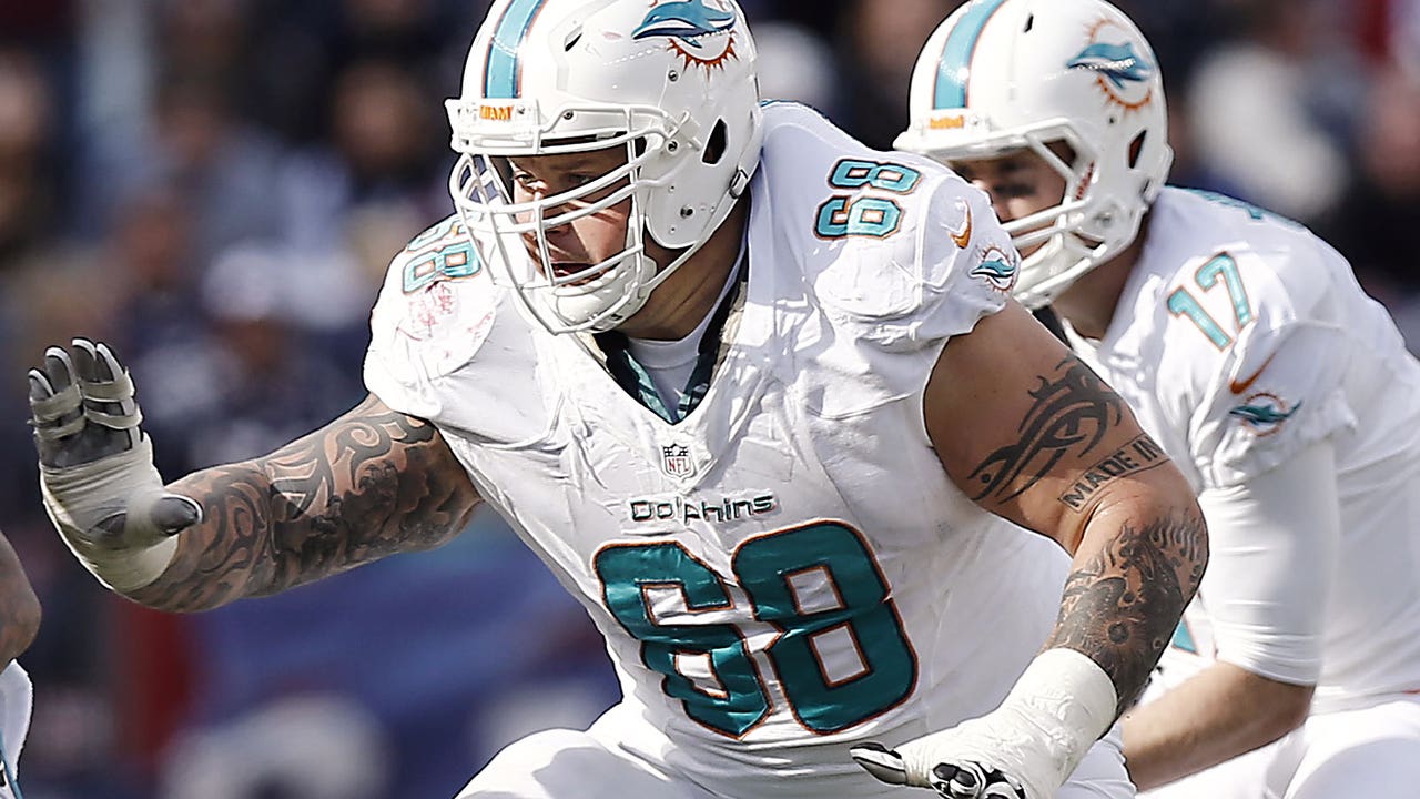 Bills sign Incognito, key figure in bullying scandal